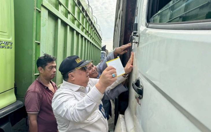 Sosialisasi keselamatan pengemudi angkutan umum di rest area 13.5 Tangerang 
