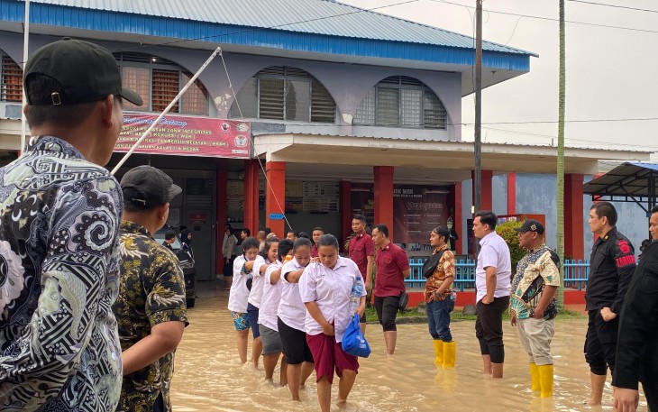Kondisi Banjir di Rutan 152 Napi Dievakuasi.