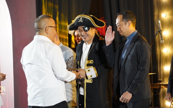 Rudenim Medan Terima Dua Penghargaan.