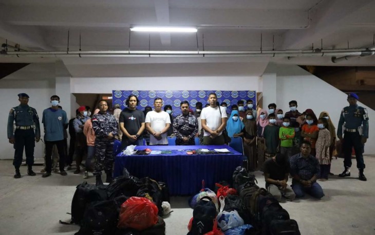 Lanal Dumai press release gagalkan pemberangkatan PMI Non Prosedural 