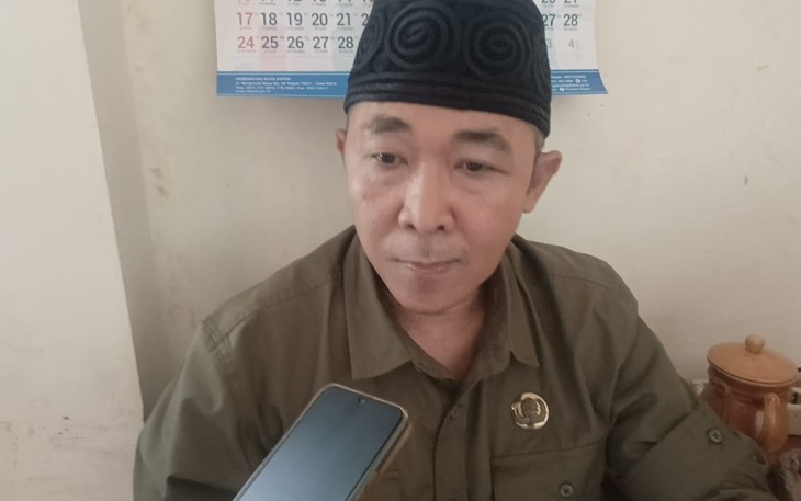 Lurah Mampang Depok, Darmawansyah SE