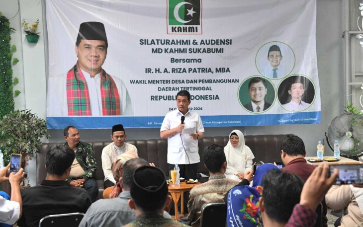 Wamen Kemendes PDT Riza Patria 
