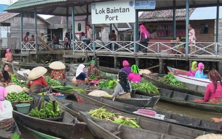 Pasar terapung Lok Baintan di Kalimantan Selatan 