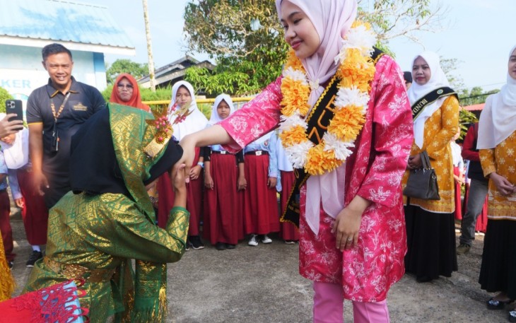 Hafizah Kunjungi Siswa Baru