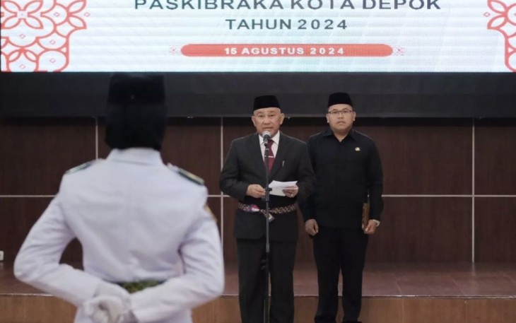 Walikota Depok Mohammad Idris saat pengukuhan paskibraka Kota Depok tahun 2024