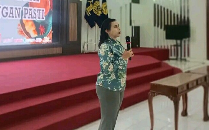 Flora Nainggolan Sampaikan Arahan Saat Coffee Morning