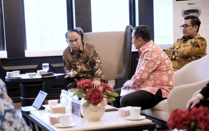 Menkop Budi Arie Setiadi saat menerima pengurus Inkopdit di Jakarta, Selasa (10/12)