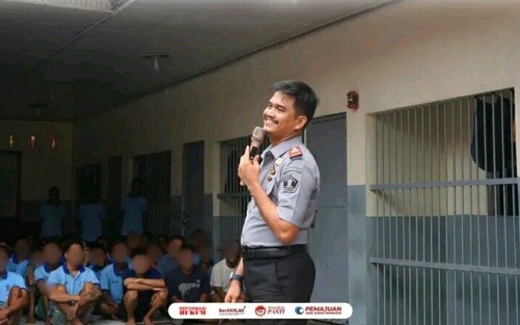 Karutan Pangkalan Brandan Erwin Siregar Menyapa Warga Binaan Jelang Tahun Baru