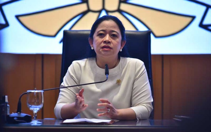 Ketua DPR RI Puan Maharani saat menerima perwakilan kades di Ruang Gedung Muis, Gedung Nusantara, Kompleks Parlemen, Senayan, Jakarta, Selasa (6/2/2024). 