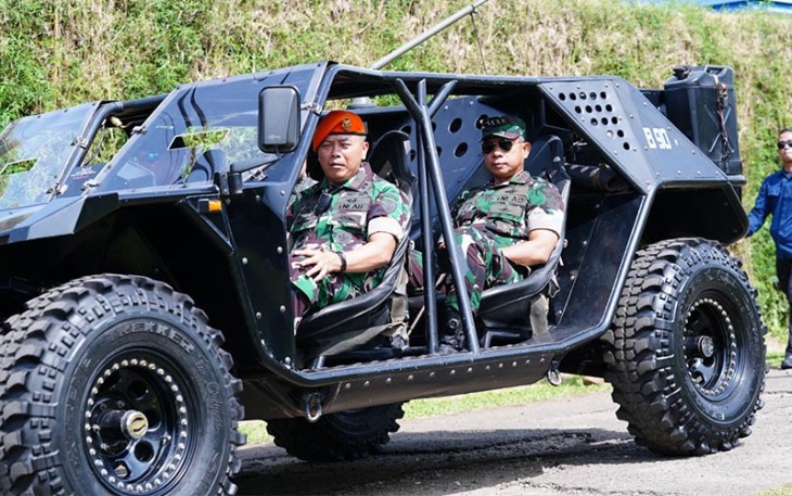 Panglima TNI saat Cek Kesiapan Pasukan Elite Baret Jingga Sat Bravo 90 di Mako Sat Bravo 90, Jl. Raya Lapan Rumpin, Bogor, Jawa Barat, Jumat (12/1/2024).