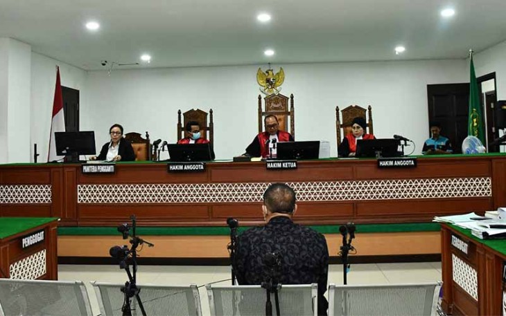 Sidang Lanjutan Kasus Tanah Mabes TNI Jatikarya di Ruang Sidang Kartika 1 Lantai II Pengadilan Tinggi Negeri  Kota Bekasi  Kelas 1A Khusus Jl. Pintu Air,  Harapan Mulya, Kecamatan Medan Satria, Kota Bekasi, Jawa Barat, Senin (18/3/2024).