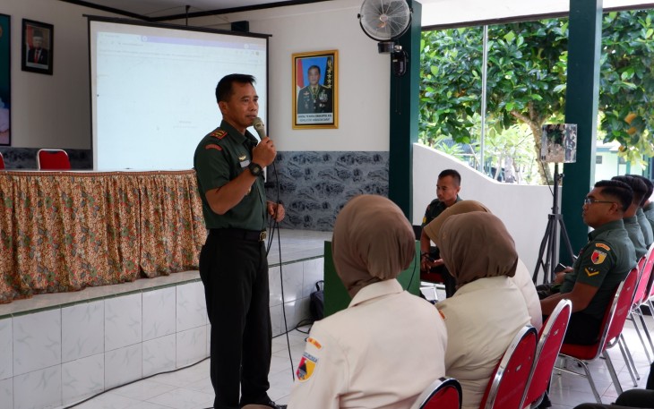 Kodim 0801/Pacitan melaksanakan pelatihan pengetahuan public speaking, yang berlangsung di Aula Kopral Sigit Makodim Jl. Letjen Suprapto No. 42 Pacitan, Kamis (07/03/2024)