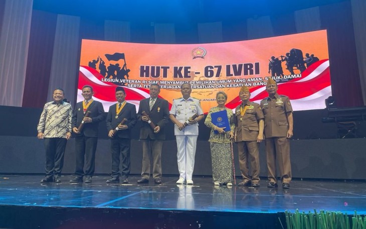 Lembaga Kedokteran Gigi (Ladokgi) TNI Angkatan Laut (TNI AL) RE. Martadinata berhasil mendapatkan apresiasi penghargaan dari Legiun Veteran Republik Indonesia (LVRI), pada peringatan Hari Ulang Tahun ke-61 LVRI yang digelar di Balai Sarbini, Jakarta