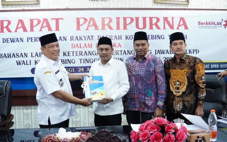 Pj Wali Kota Tebing Tinggi Sampaikan Nota Pengantar LKPJ TA 2023