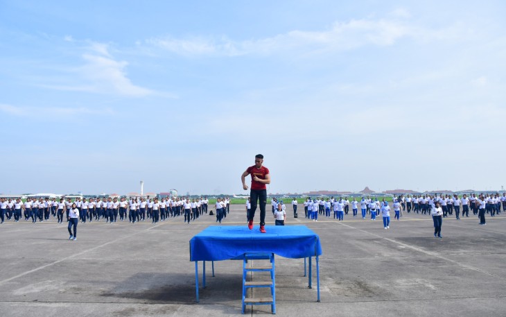 Pusat Penerbangan TNl Angkatan Laut (Puspenerbal) menggelar Olahraga Bersama perdana diawal tahun 2024 yang digelar di Apron Fasharkan Puspenerbal, Pangkalan Udara TNl AL Juanda, Jumat (12/1/2024)