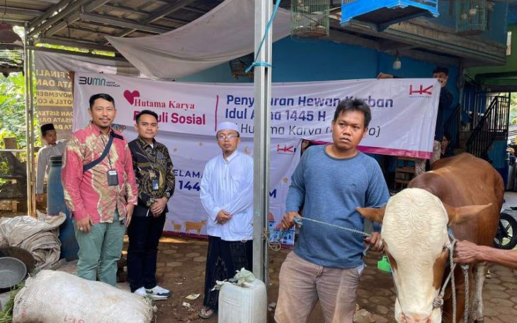 Hutama Karya Group saat Salurkan Hewan Kurban Berkualitas 