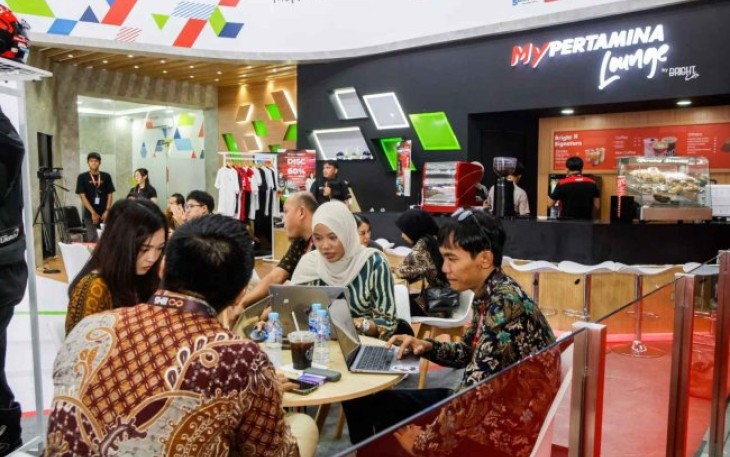 Pertamina Bright Cafe Ramaikan IIMS 2024, Minggu (18/2).