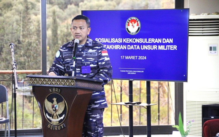 Komandan KRI DPN-365 sekaligus Dansatgas MTF TNI Konga XXVIII/O UNIFIL, Letkol Laut (P) Wirastyo Haprabu, S.E., D.W.C.