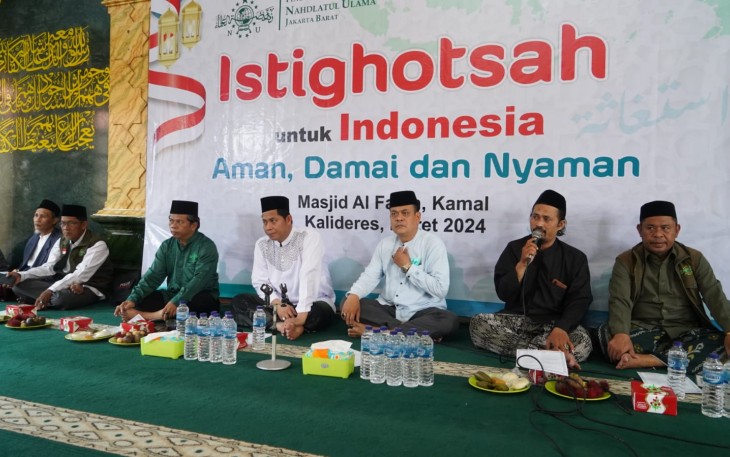 Pengurus Cabang NU Jakarta Barat saat Gelar Istighotsah untuk Kedamaian Pasca Pemilu 2024