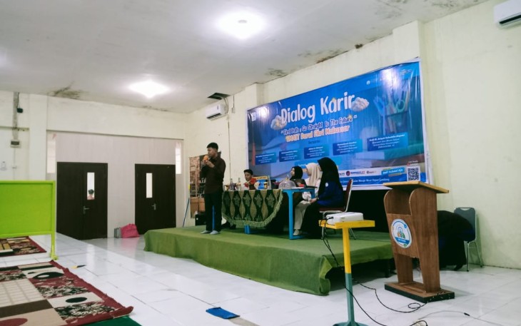 Dialog Karir SMAIT Darul Fikri Makassar