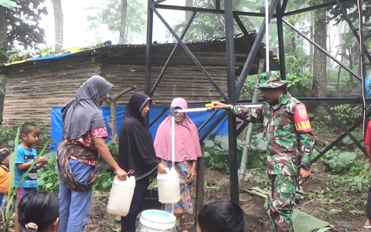 Korem 032/Wirabraja Adakan Program Manunggal Air Bersih bantu kesulitan masyarakat