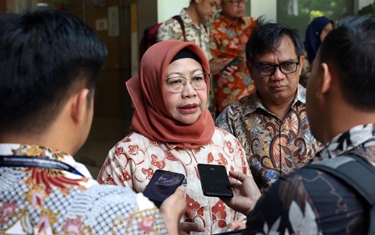 Pj Sekda Provinsi Banten Virgojanti saat diwawancarai awak media, Kamis (25/1/2024).