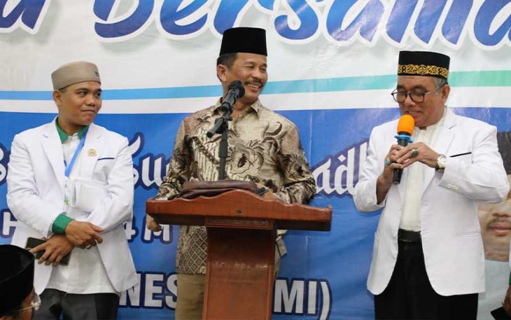 Kepala BP Batam/Walikota Batam, Muhammad Rudi saat menghadiri undangan Tabligh Akbar dan Doa Bersama Menyambut Bulan Suci Ramadhan 1445 Hijriah di Masjid Agung Tanjungpinang, Minggu (25/2/2024). 
