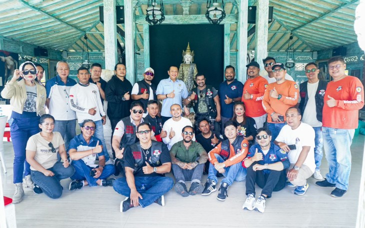 Bamsoet saat menerima Pengurus Motor Besar Indonesia Bali di Bali, Jumat (27/12/28).
