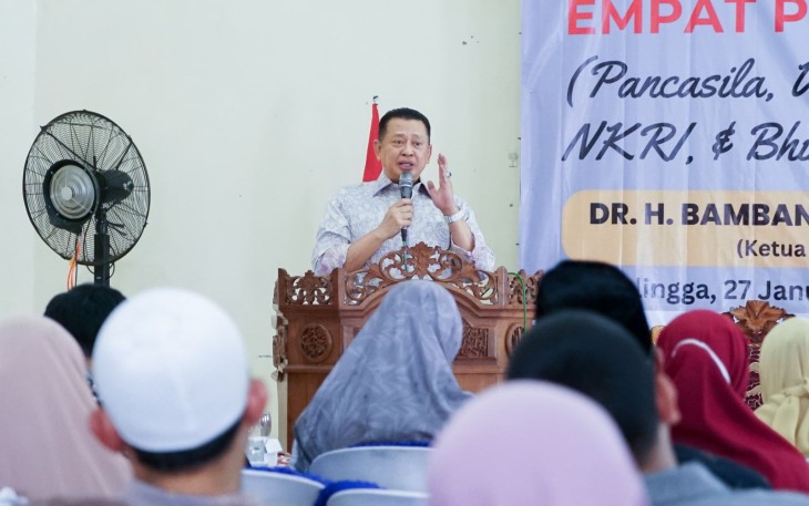 Bamsoet dalam Sosialisasi 4 Pilar MPR RI hari ke-10 dalam kunjungannya ke Dapil-7 Jawa Tengah bersama Asosiasi Guru Pendidikan Agama Islam Indonesia (AGPAII) Kabupaten Purbalingga, Sabtu (27/1/23).