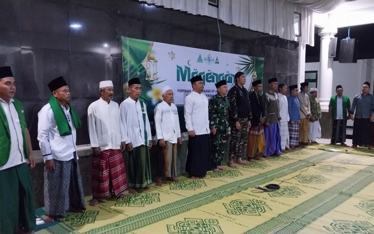 Babinsa Koramil 0801/09 Sudimoro Hadiri Tradisi Megengan