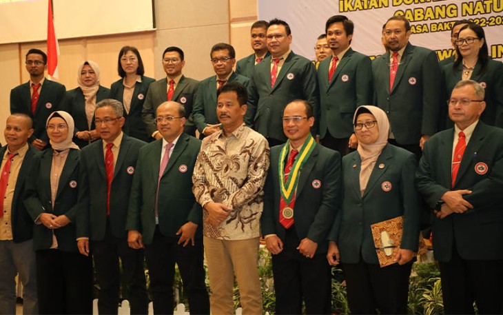 Kepala BP Batam/Walikota Batam, Muhammad Rudi saat menghadiri Pelantikan Pengurus Ikatan Dokter Indonesia (IDI) Wilayah Kepulauan Riau Masa Bakti 2023-2026 di Hotel Harris Batam Centre, Minggu (25/2/2024).