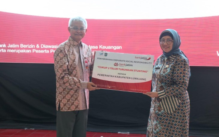 Bank Jatim Salurkan CSR 120 Ribu Telur kepada Pemkab Lumajang