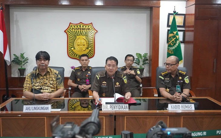 Tim Penyidik pada Direktorat Penyidikan JAM PIDSUS saat gelar konferensi pers, Senin 19 Februari 2024.