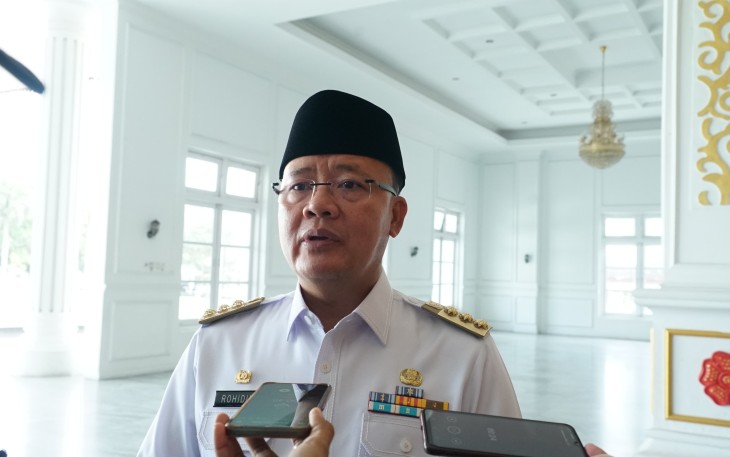  Gubernur Bengkulu Rohidin Mersyah 
