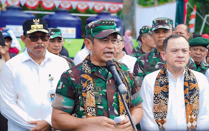 Kasad Jenderal TNI Maruli Simanjuntak, M.Sc. , seusai meresmikan berbagai program peningkatan kesejahteraan masyarakat yang digelar di wilayah Kodam IV/Diponegoro. 