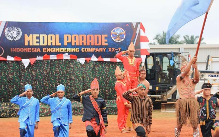 Penampilan Kesenian Khas Indonesia i bumi nusantara camp, Mavivi, Beni, Republik Demokratik Kongo, beberapa waktu lalu.
