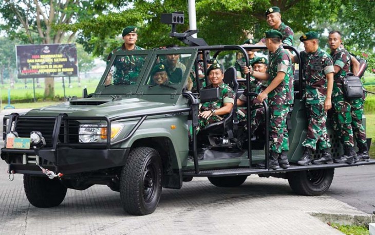 Pangdivif 2 Kostrad saat Dampingi Pangkostrad Kunker ke Satjar Brigif 6/TSB/2 Kostrad
