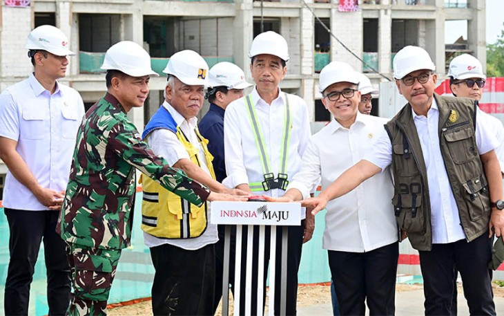 Panglima TNI Dampingi Presiden RI Resmikan Berbagai Fasilitas pada Rangkaian Kunjungan Kerja ke IKN 
