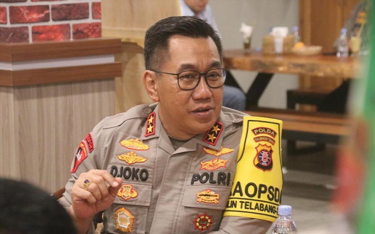 Kapolda Kalteng Irjen Pol Drs. Djoko Poerwanto saat rapat koordinasi lintas sektoral membahas persiapan dan kesiapan logistik Pemilu serentak tahun 2024, bertempat di Cafe UMKM Bhayangkari Kalteng, Jln. Tjilik Riwut Km 1, Kota Palangka Raya, Selasa (2/1/2024) malam.