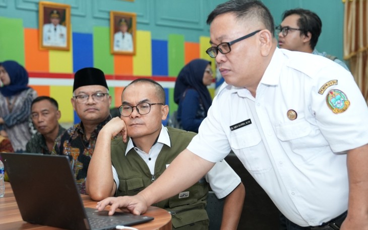 Direktur Jenderal Pendidikan Vokasi, Pendidikan Khusus, dan Pendidikan Layanan Khusus (Dirjen Diksi PKPLK), Kementerian Pendidikan Dasar dan Menengah (Kemendikdasmen), Tatang Muttaqin, melalukan peninjauan langsung ke SLBN Pembina Tingkat Provinsi Sumatra Utara, SMKN 9 Medan, dan SMKN 8 Medan, Sumatra Utara, pada Rabu (18/6)