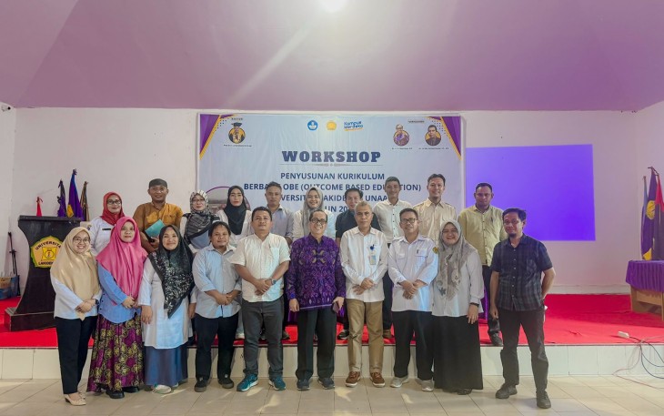 Foto bersama usai acara