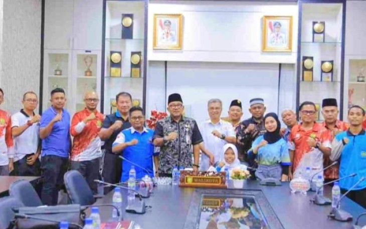 Wali Kota Lis saat Lepas dan Beri Motivasi Atlet Disabilitas Tanjungpinang Menuju PEPARPENAS XI Jakarta