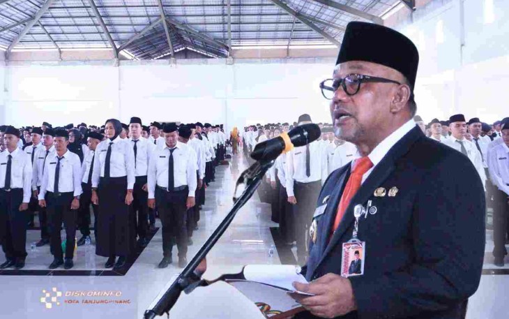 Wali Kota Lis Serahkan SK Pengangkatan PPPK Paruh Waktu