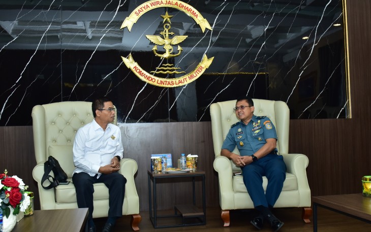 Komando Lintas Laut Militer (Kolinlamil) TNI Angkatan Laut menerima kunjungan Tim Pengawas dan Pemeriksa (Wasrik) dari Badan Pemeriksa Keuangan Republik Indonesia (BPK RI) pada Rabu (27/8), bertempat di Pendopo Batara Kreshna, Mako Kolinlamil, Tanjung Priok, Jakarta Utara