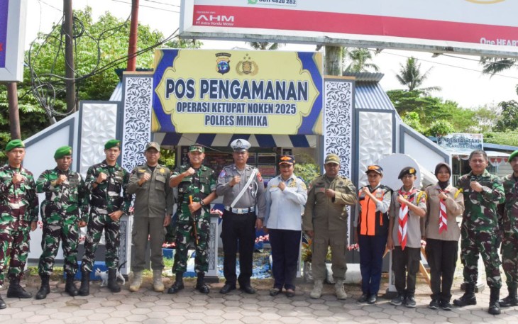 Dandim 1710/Mimika saat Pantau dan Cek Posko Terpadu Kodim 1710/Mimika Bersama Polri dan Instansi Terkait Lainnya