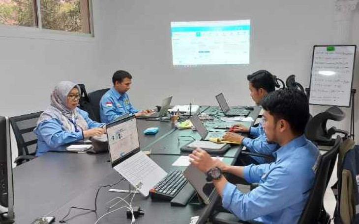 Tim Kawal Haji merespons pertanyaan warga