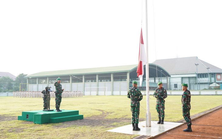 Pangdam Pangdam IX/Udayana Mayjen TNI Muhammad Zamroni, S.I.P., M.Si Pimpin Upacara Bendera 17an Awal Tahun 2025