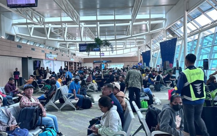 Ilustrasi penumpang nataru di airport 