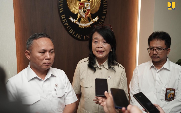 Wakil Menteri Pekerjaan Umum (PU) Diana Kusumastuti menerima kunjungan Wakil Menteri Hak Asasi Manusia (HAM) Mugiyanto di Kantor Kementerian PU, Senin (13/1)