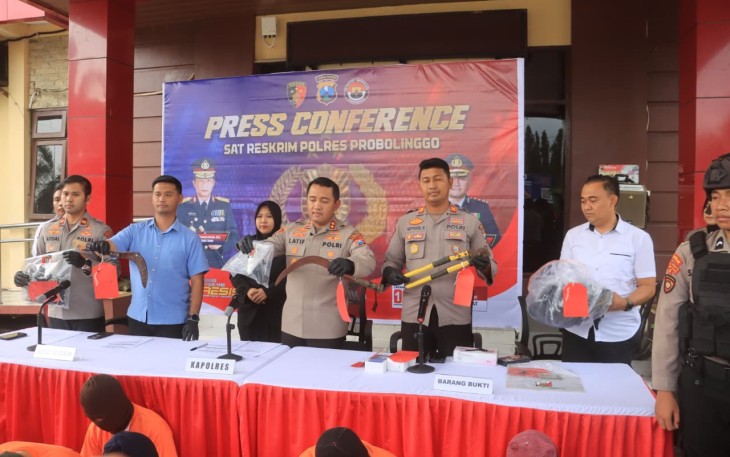 Polres Probolinggo Amankan Pria Gay Asal Madura yang Gelapkan 10 Motor